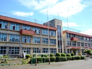 八王子市立宇津木台小学校