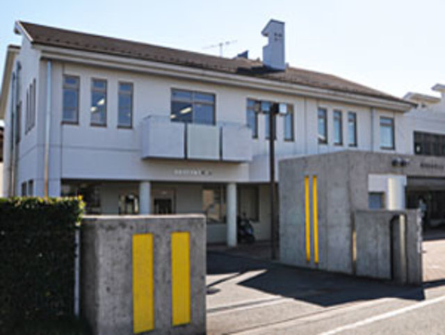 昭島市民図書館緑分館