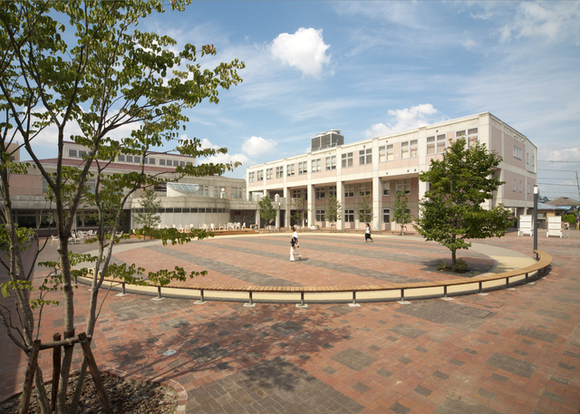 私立実践女子大学