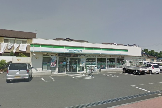 ファミリーマート福生北田園店